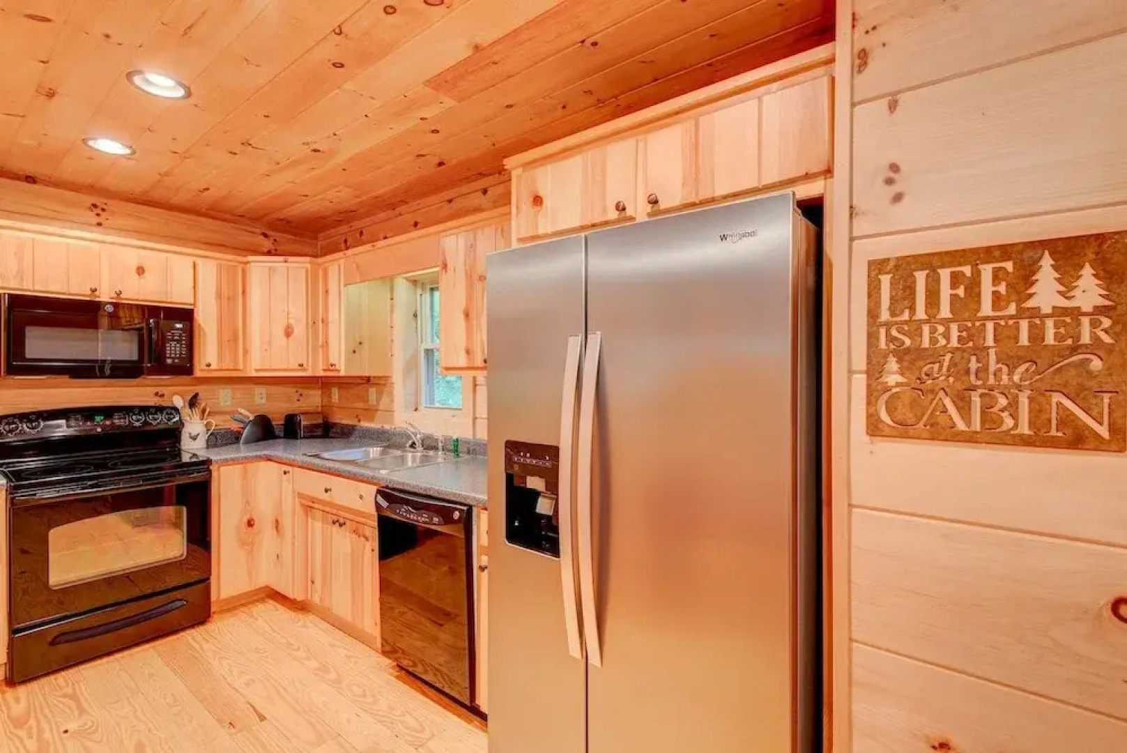 Heritage Hill Cabins