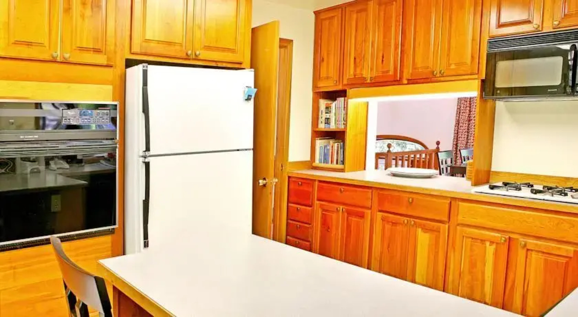 Alteros Waterfront Retreat