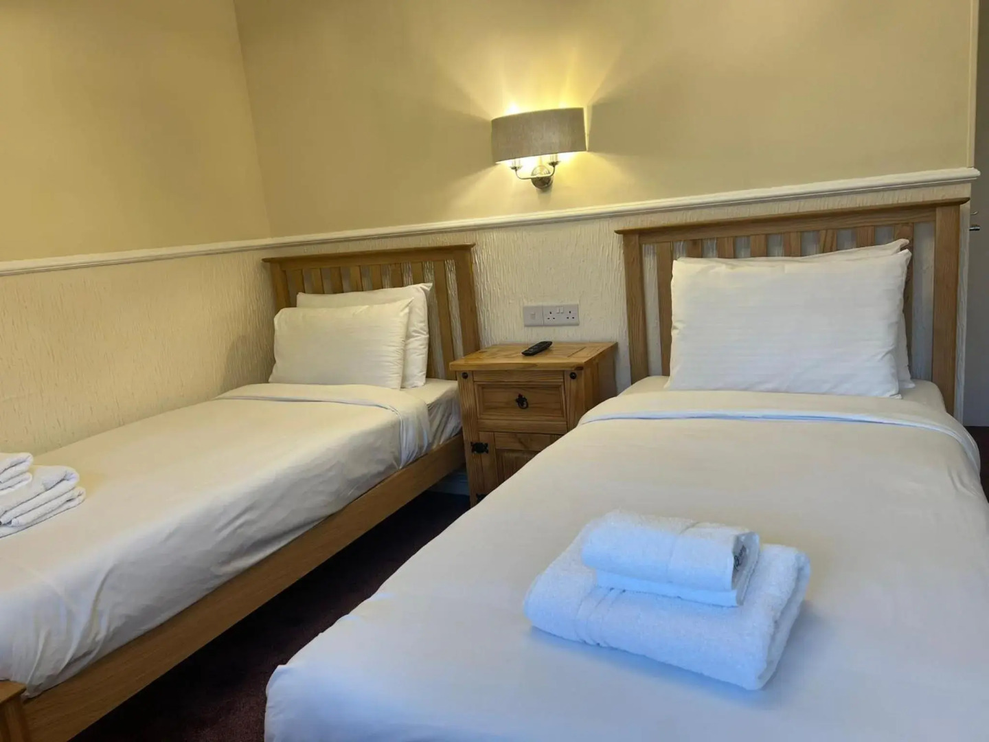 Rothwell House Hotel .