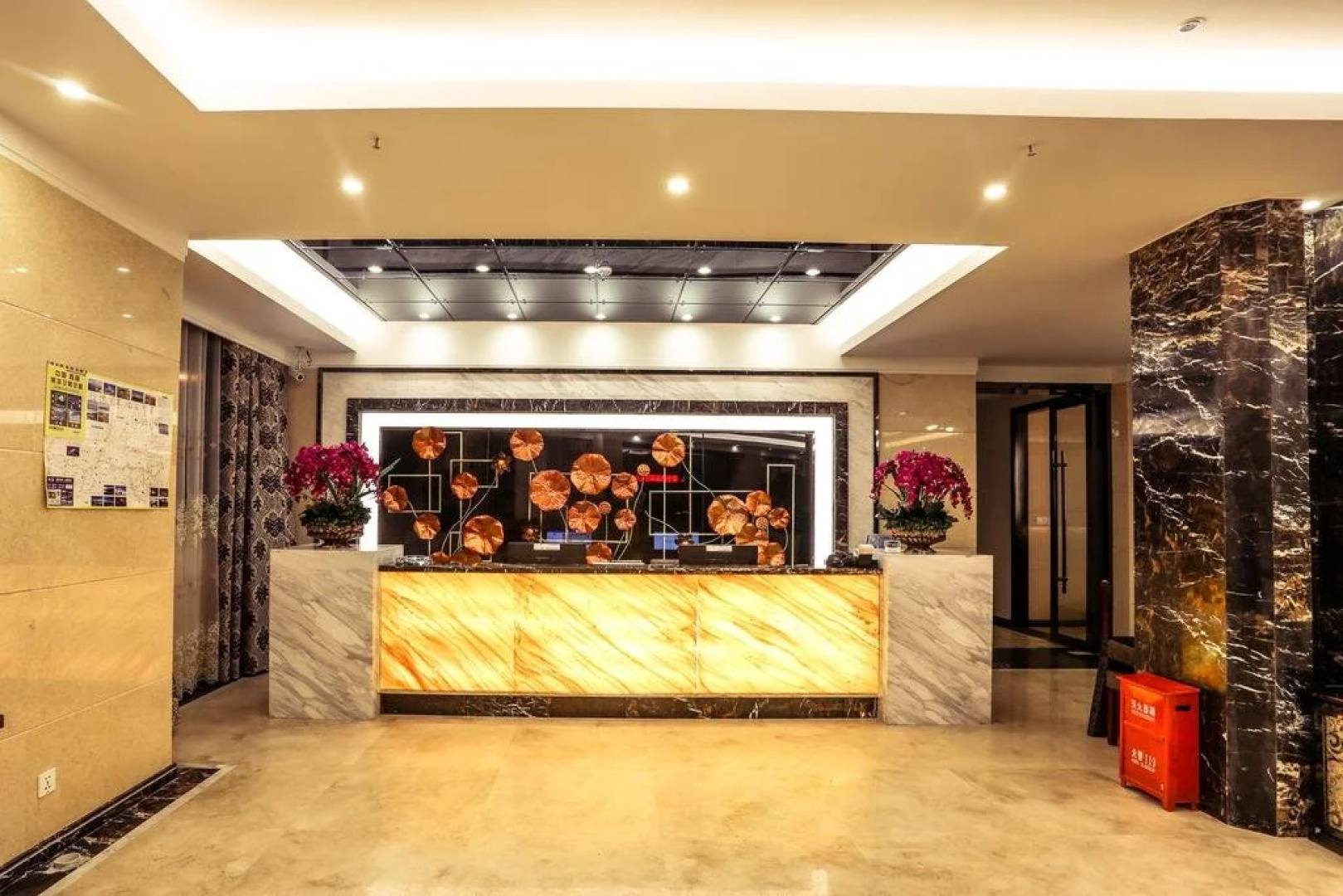 Ukelai Hotel
