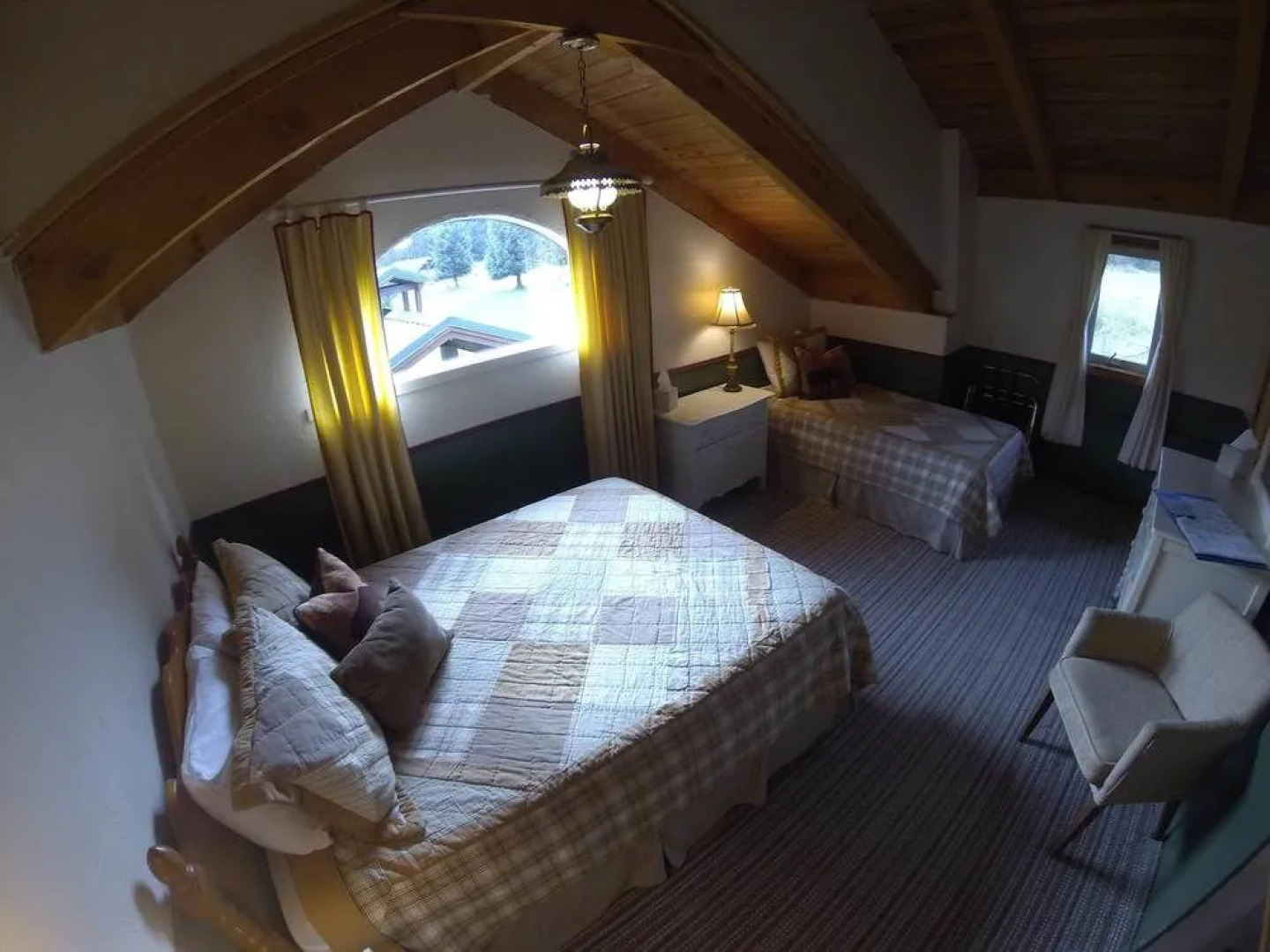 Glacier Bay Country Inn