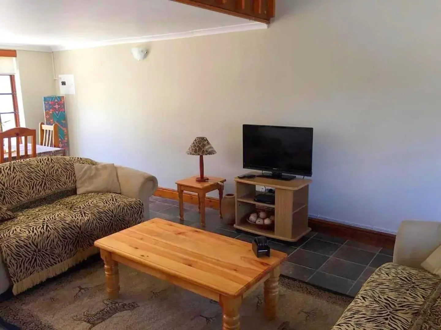 8 on Main (Adults Only)