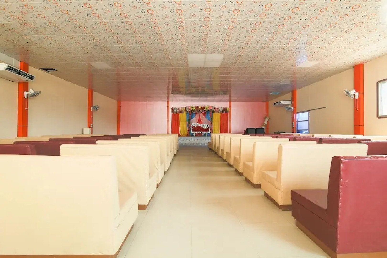 OYO 427 Annapurna Banquet