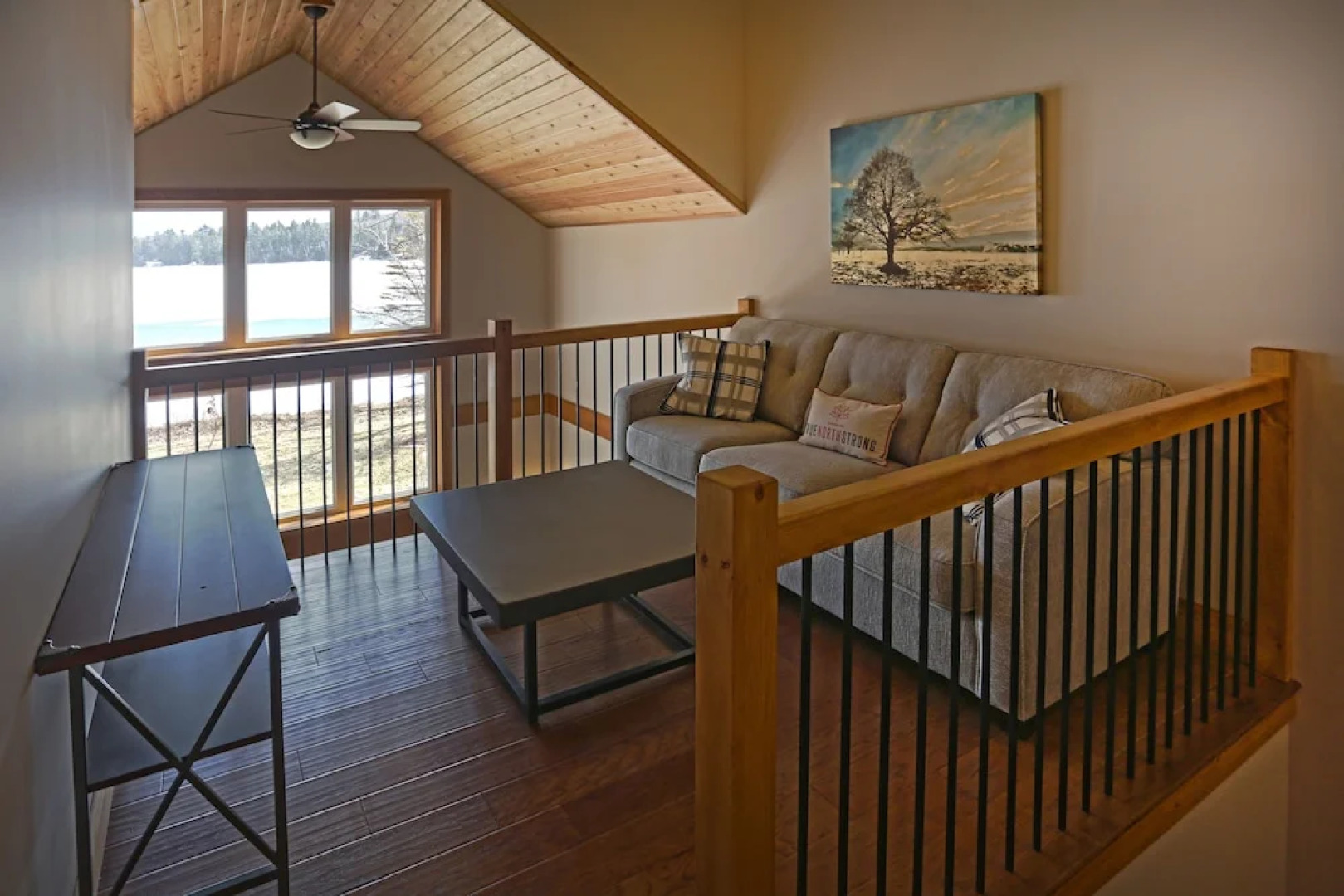 Lakefront Cottage with Stunning Lakeview