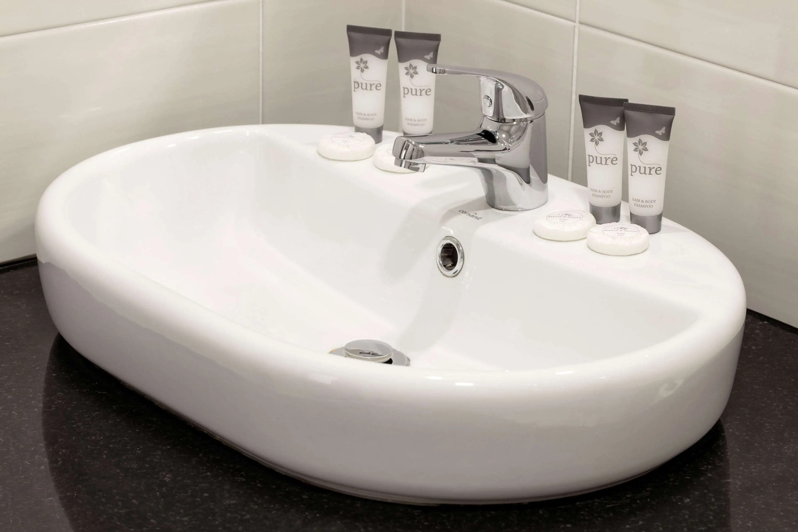 The Royal Hotel and Merrill Leisure Club