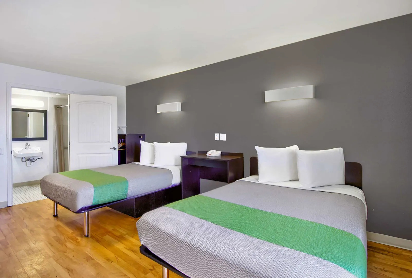 Studio 6 Victorville - Apple Valley