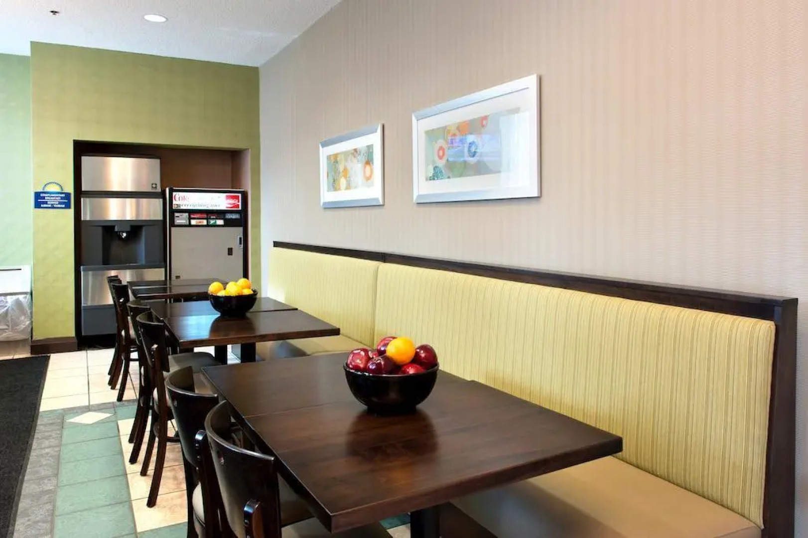 Days Inn by Wyndham Toronto East Beaches