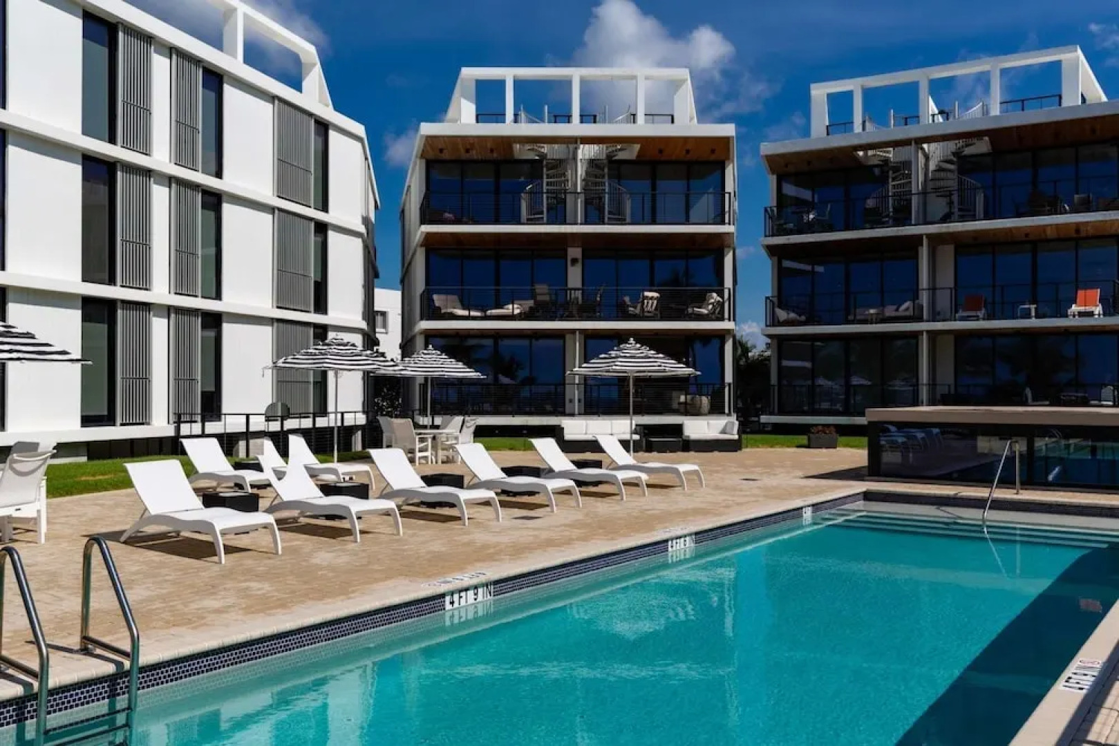 NEW Luxurious Condo/inlet & Ocean Views 106 Inlet Way Unit 103 - Palm Beach Shores