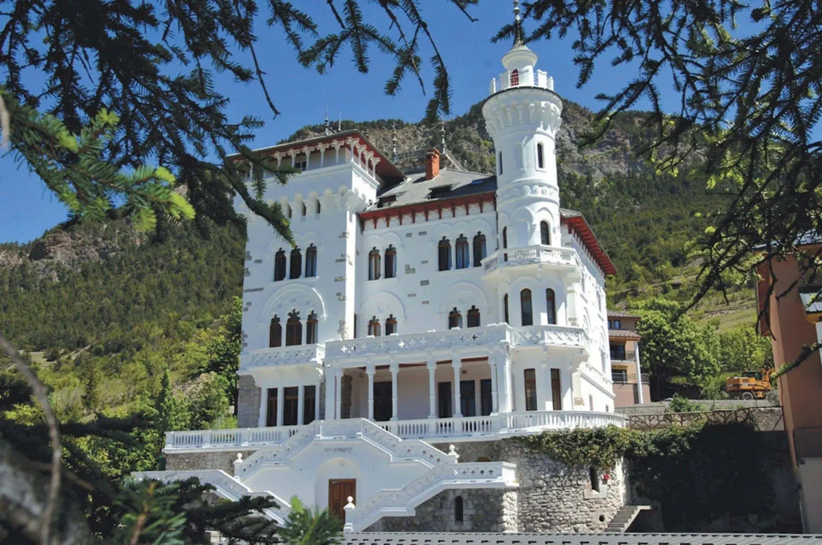 Le Château des Magnans