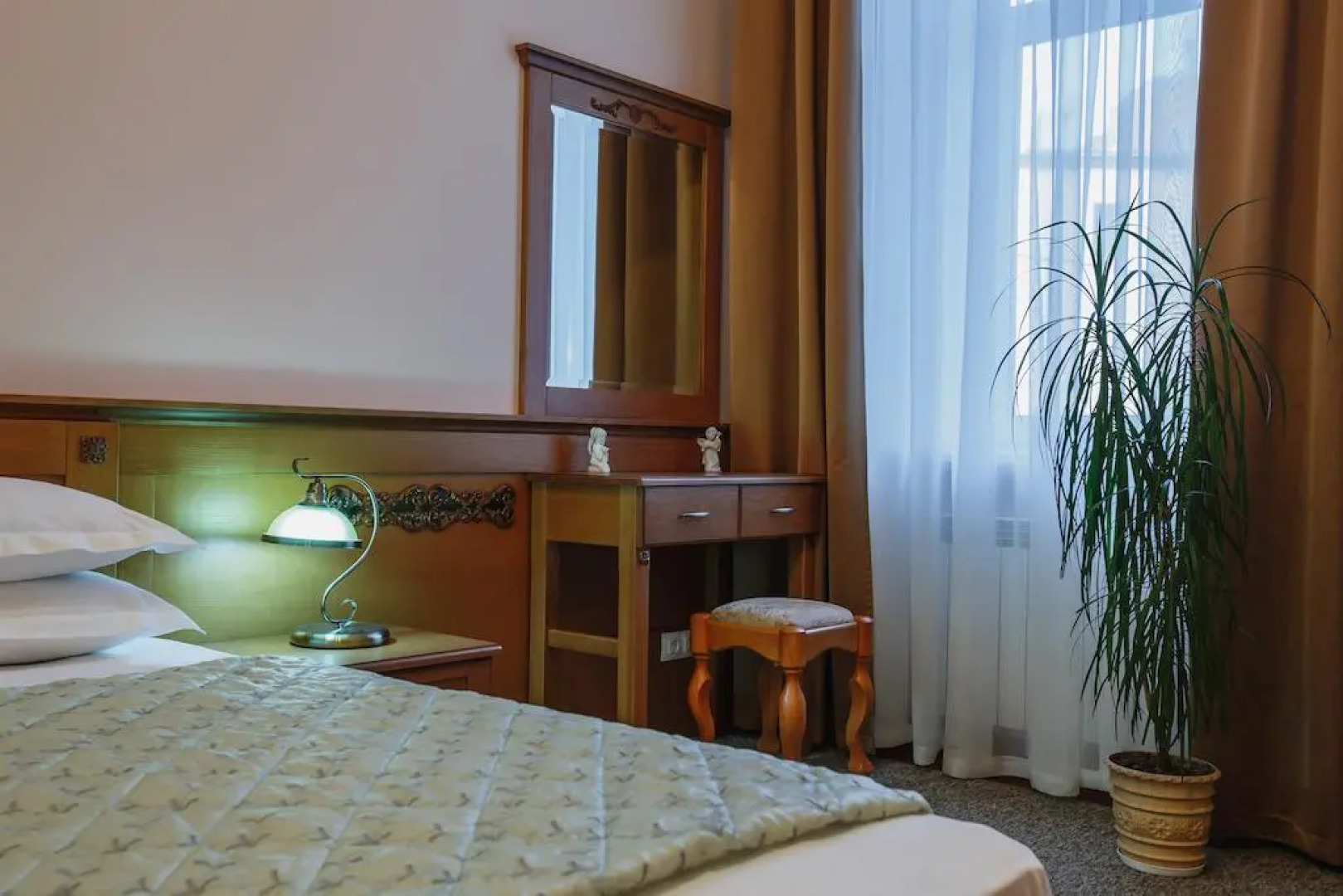 Gsm Apartment at Kiev Train Station