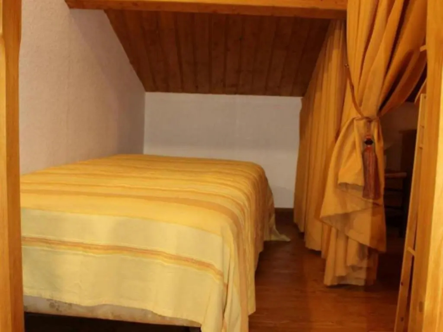 Gite Tursac, 2 pièces, 2 personnes - FR-1-616-131