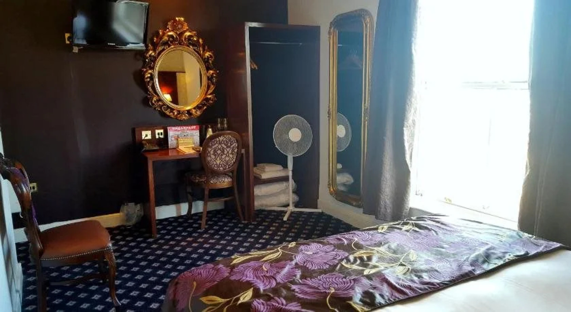 The Foley Arms Hotel Wetherspoon