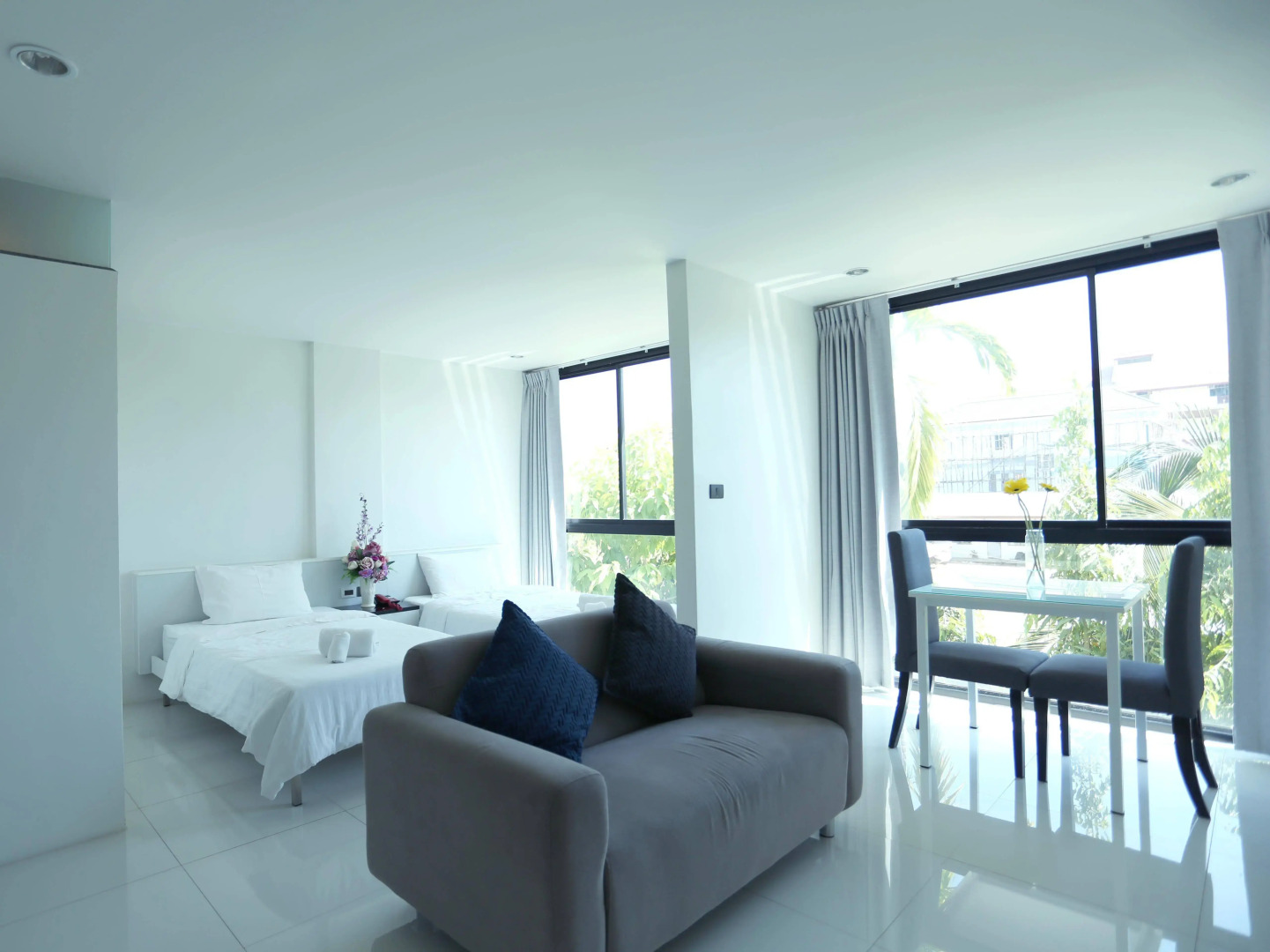 Neca Complex Apartment