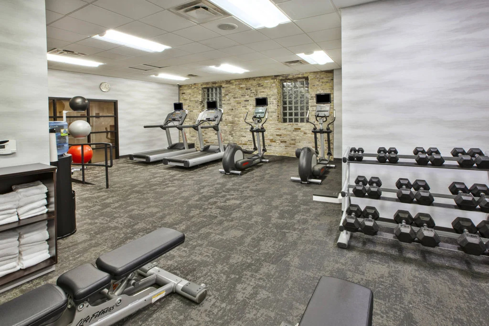 Fairfield Inn & Suites by Marriott Milwaukee Downtown