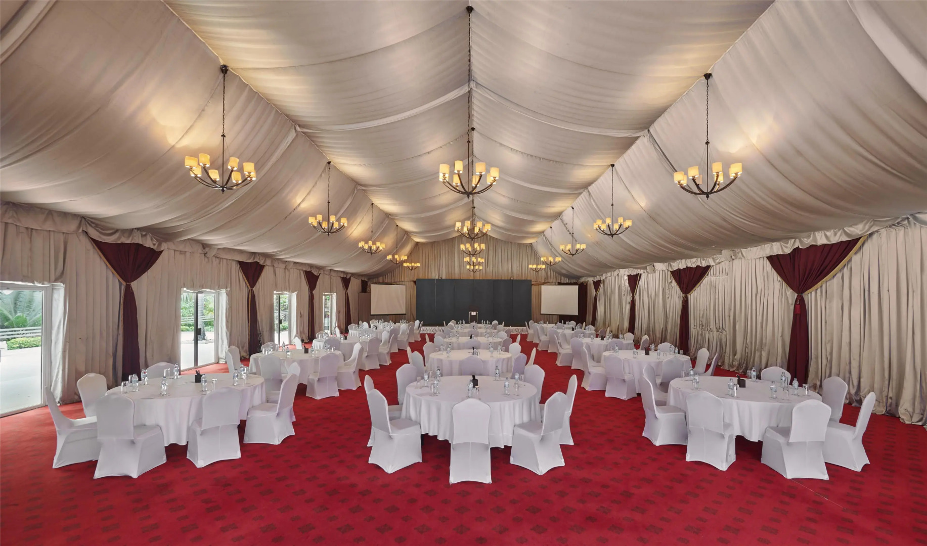 Hyatt Regency Dar Es Salaam, The Kilimanjaro