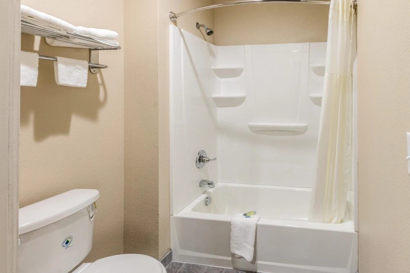 Scottish Inns & Suites