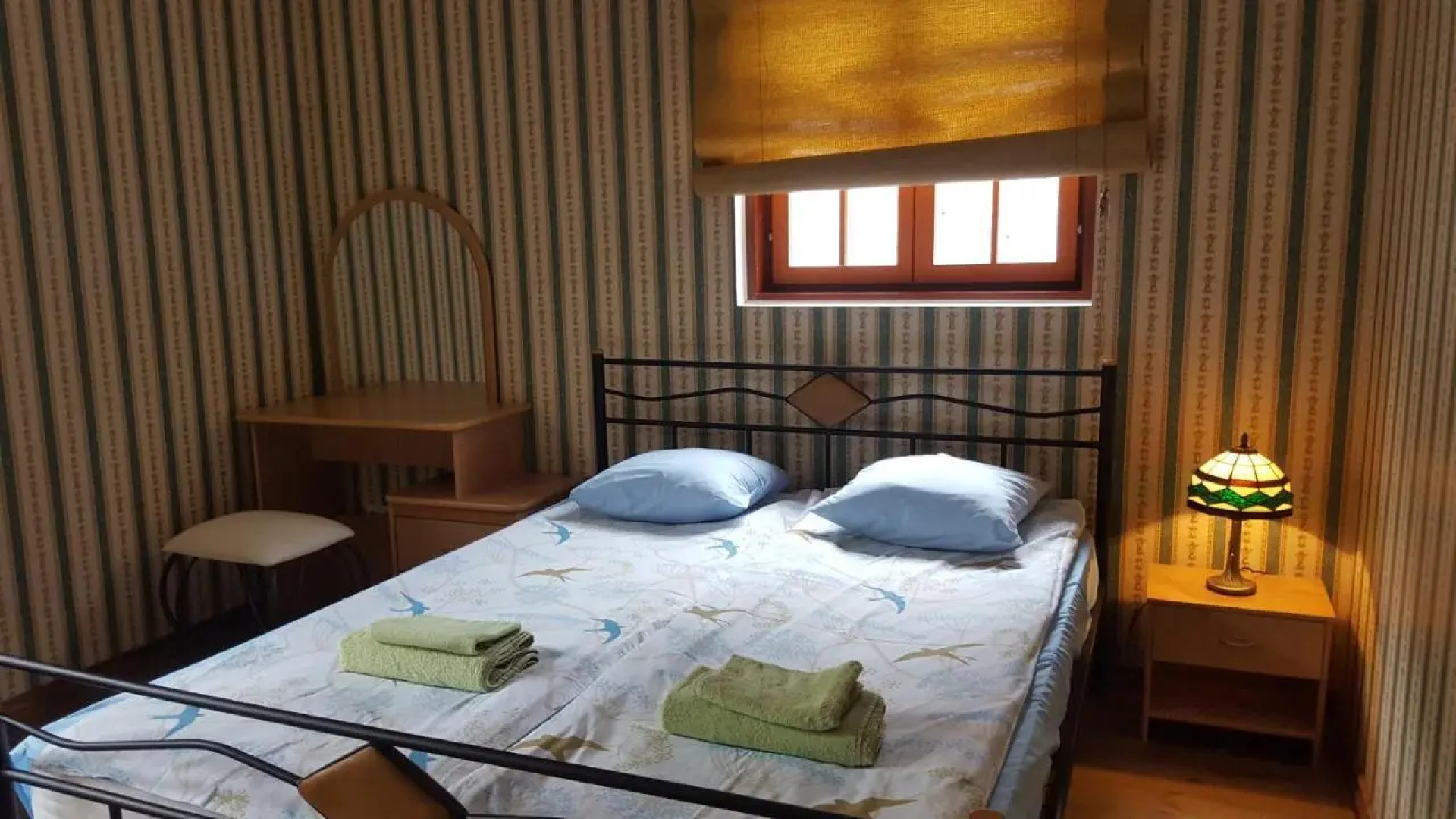 Deluxe Apartments in the City Center with Balcony