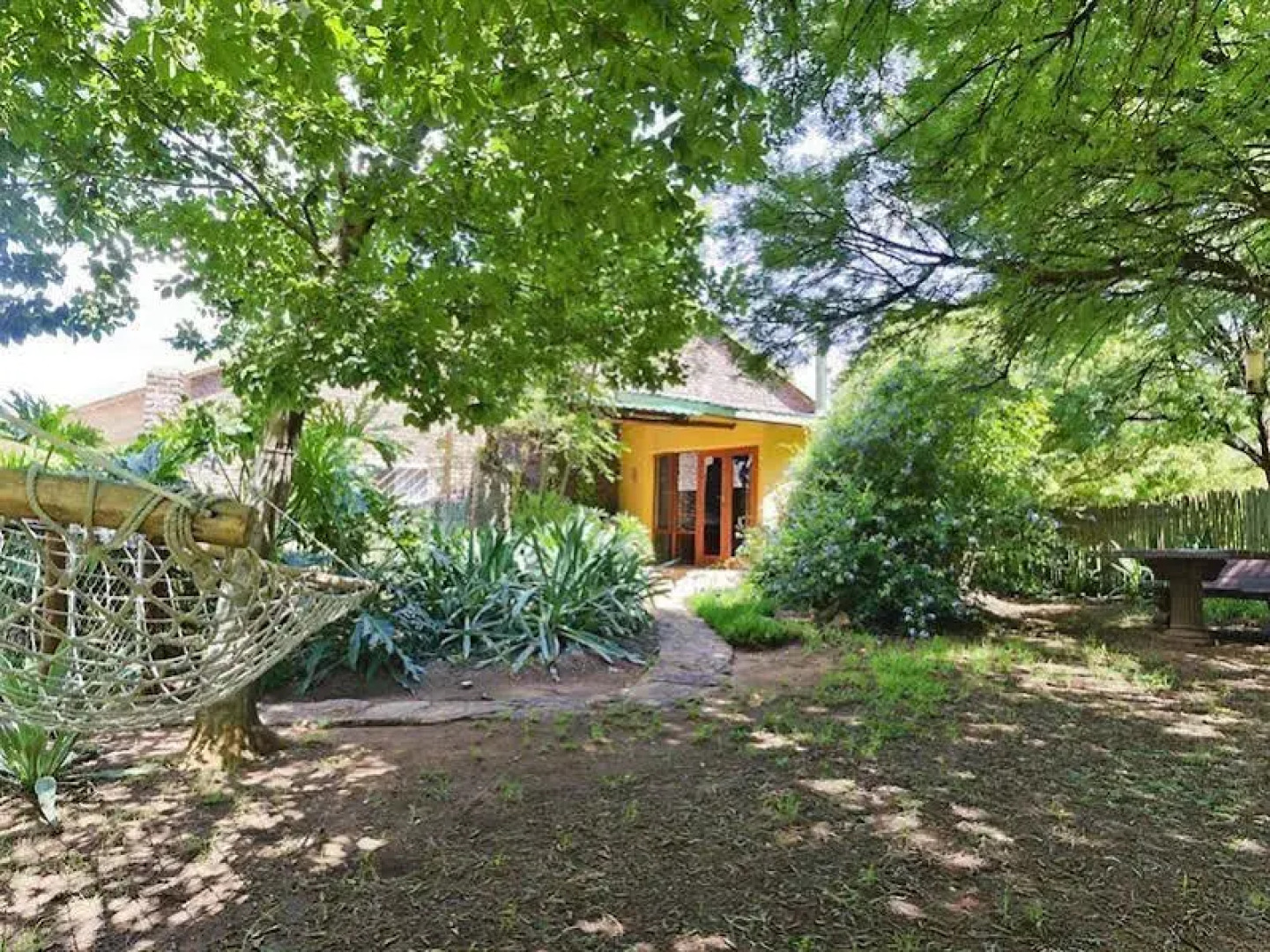 Blue Roan Country Lodge