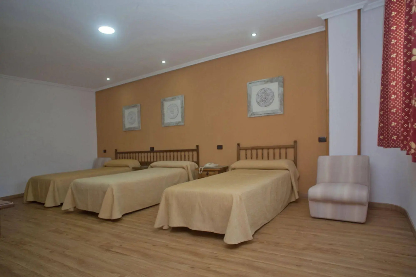 Hospedium Hotel La Marina