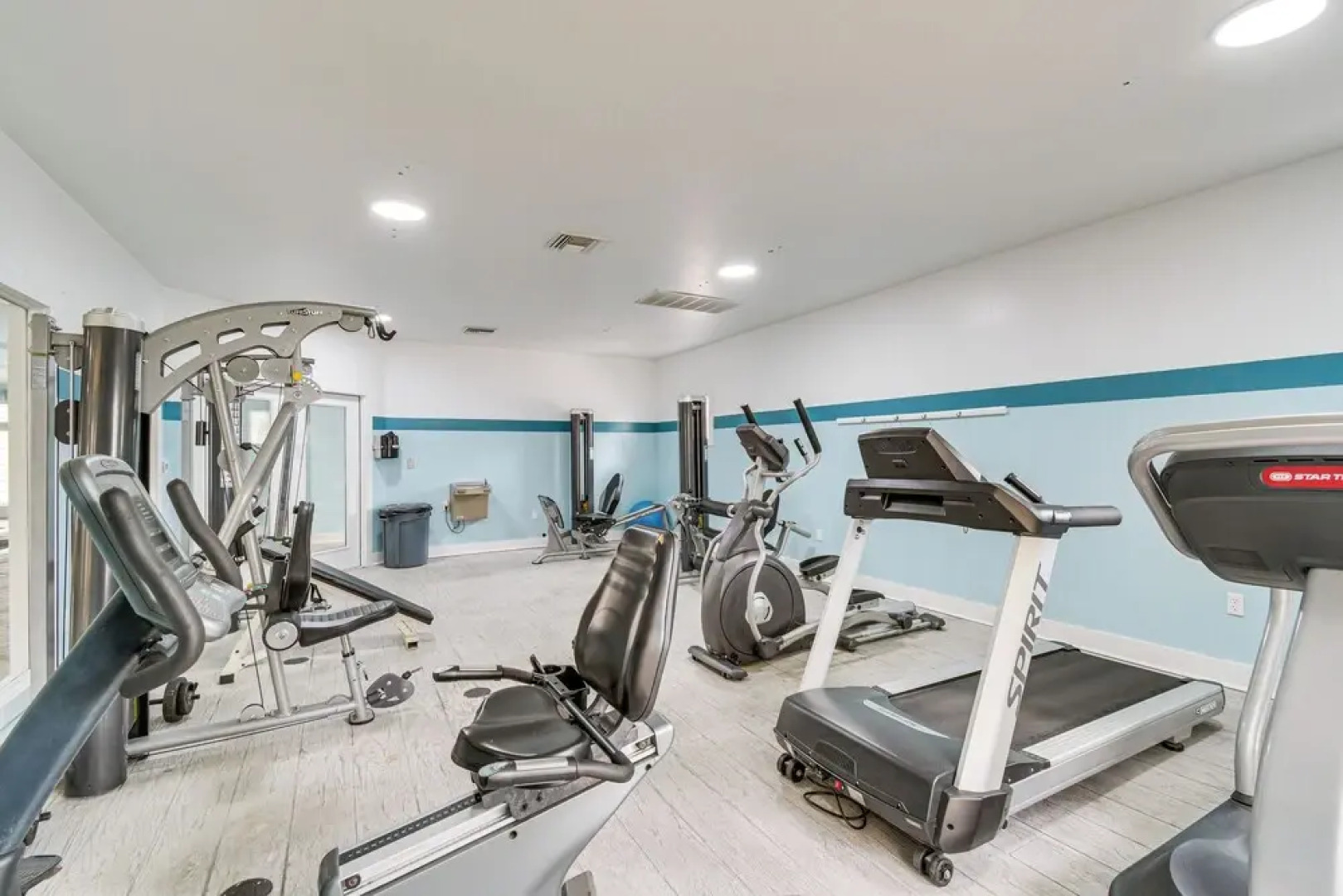 Family-friendly Pensacola Home < 1 Mi to Beach!