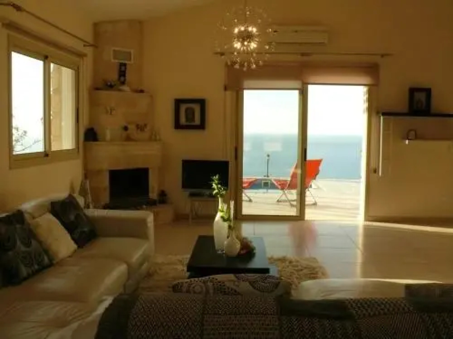 Happy Trails Pomos Panoramic Villa