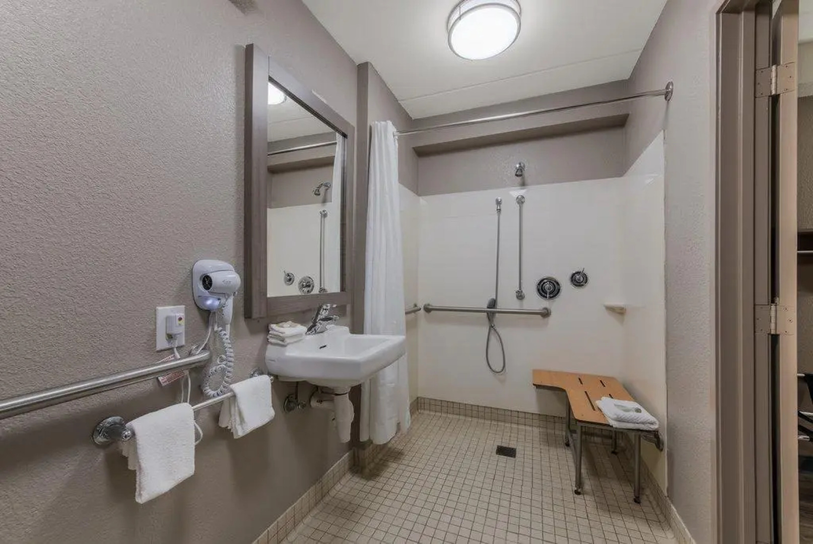 Red Roof Inn Hickory