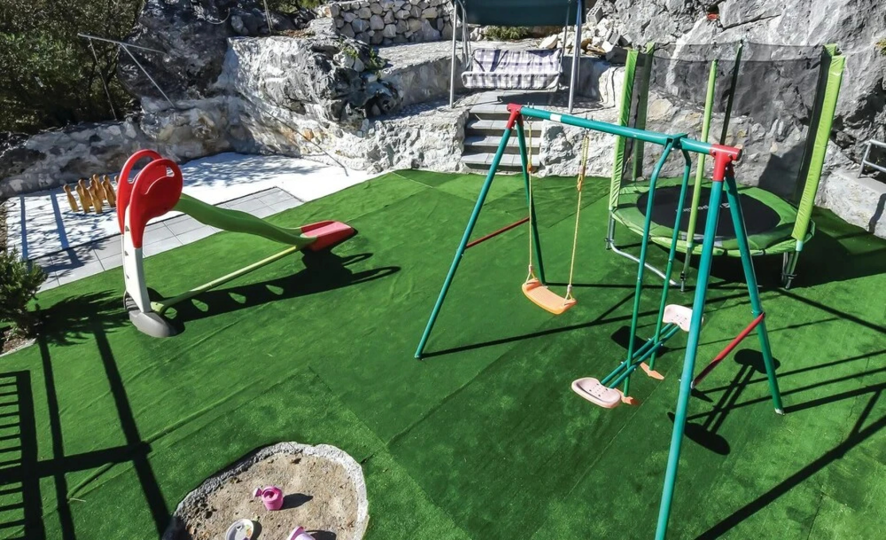 Nice Home in Kucice With Wifi and 4 Bedrooms