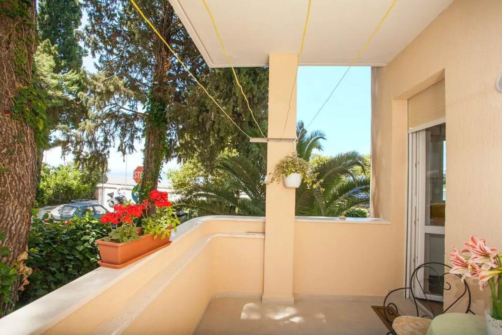 Sand Beach Apartments