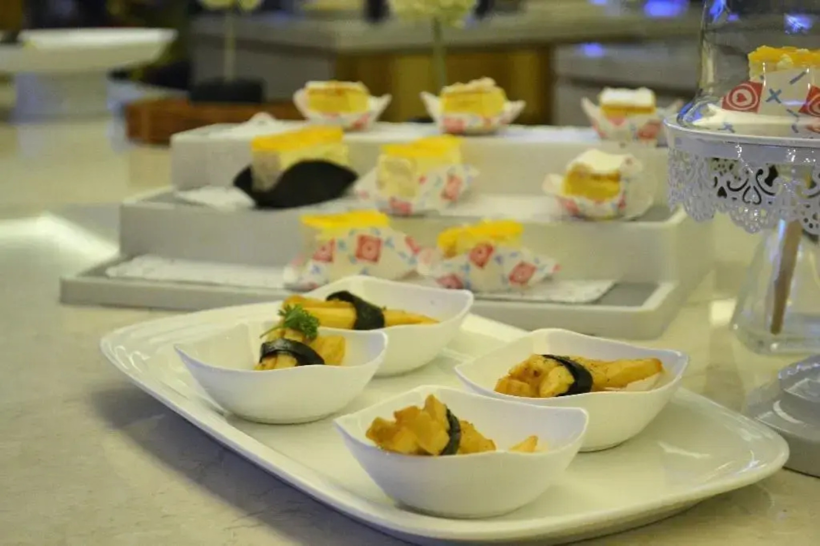 FOX Lite Royal Bay Makassar