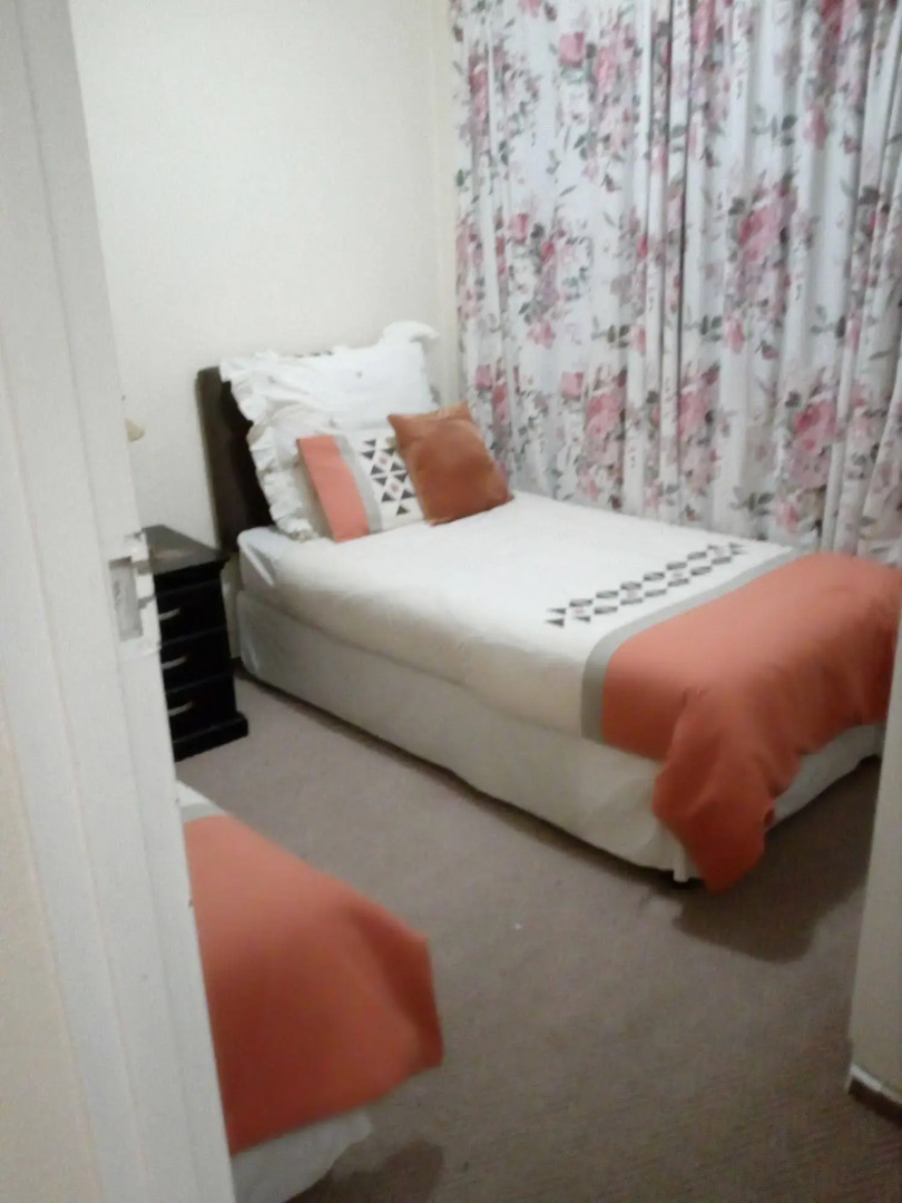 The Royal Princess Garden - Honeydew