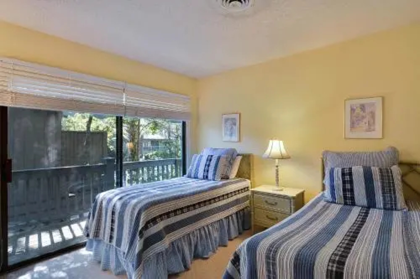 1040 Sparrow Pond Cottage