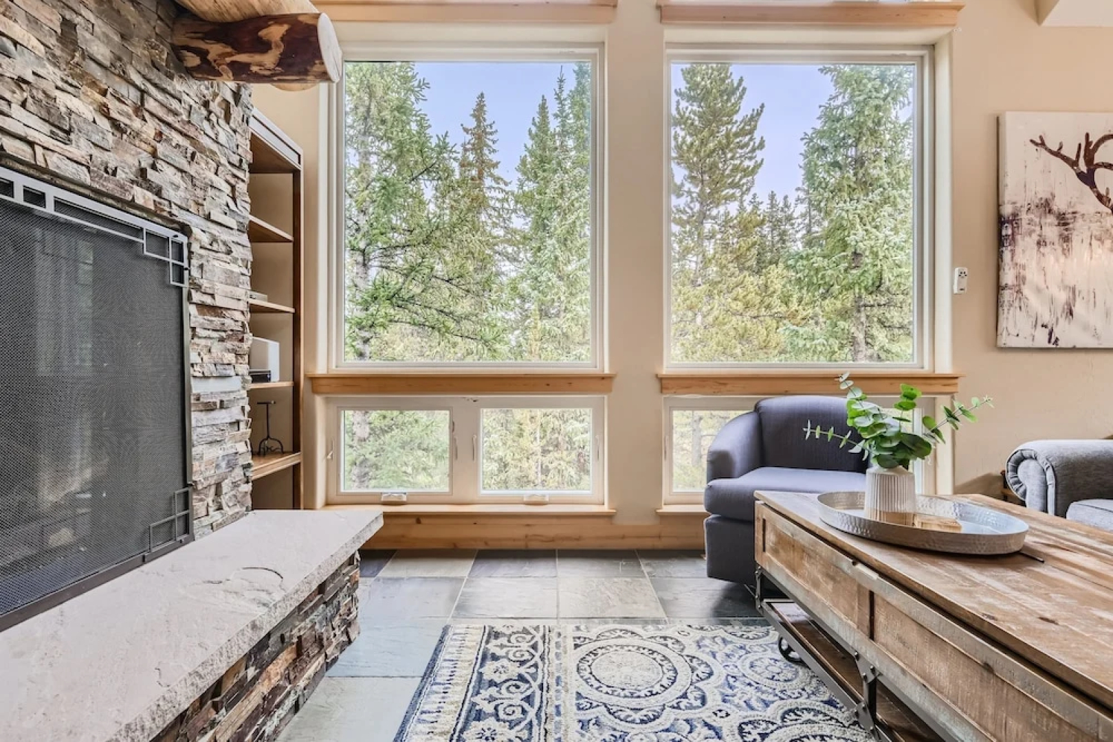 Twin Creek Lodge 7 Bedroom Home by RedAwning
