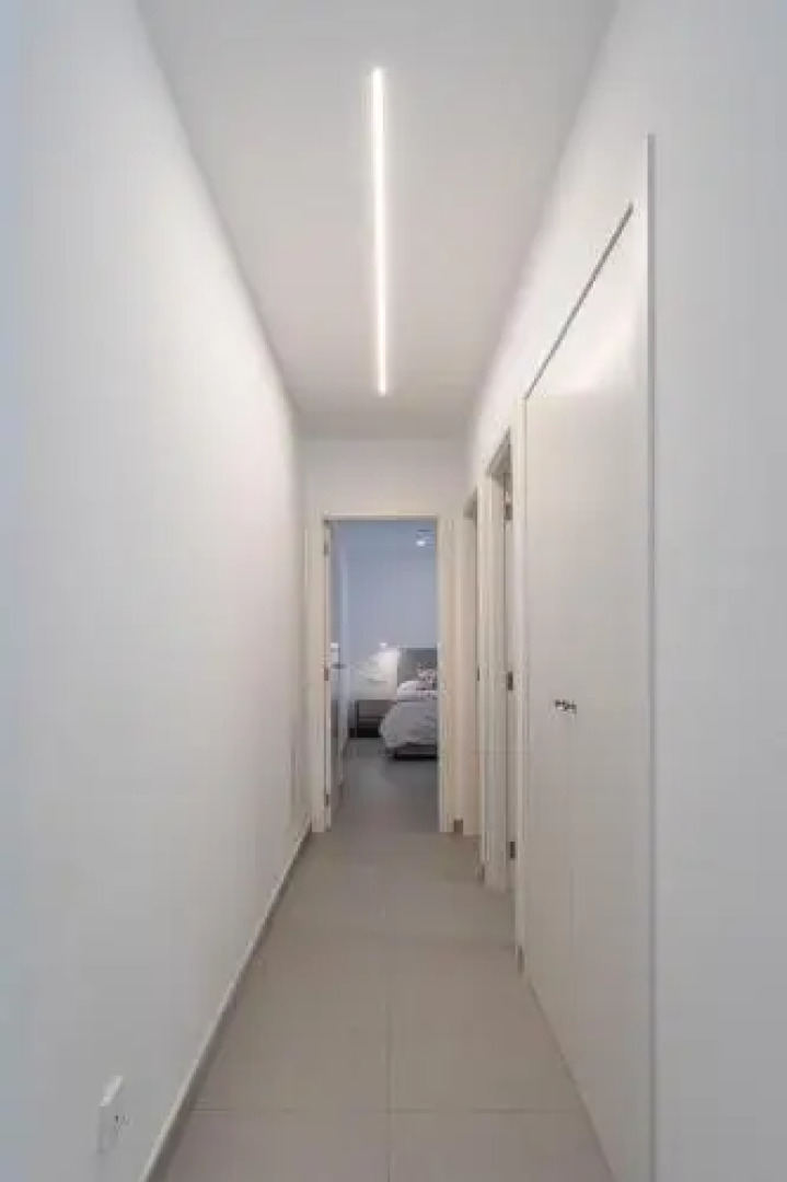 VV LOYANT CANTERAS "by henrypole home"