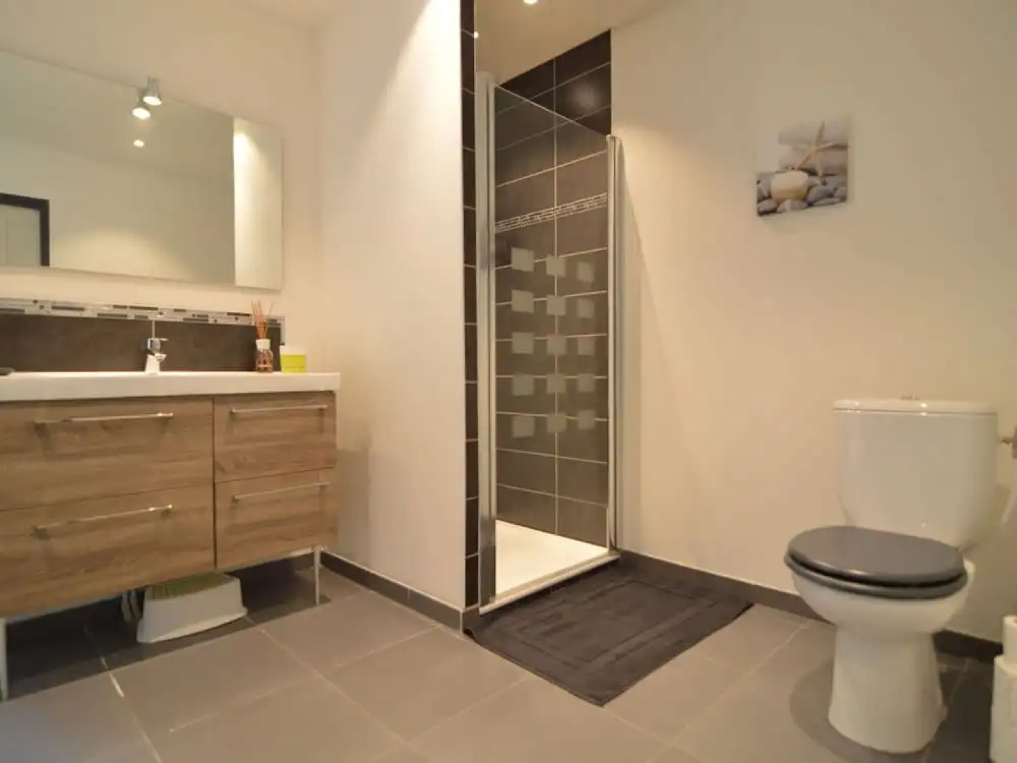 Modernised holiday home on an authentic domain, just 15 minutes from the CÃ´te d'Opale