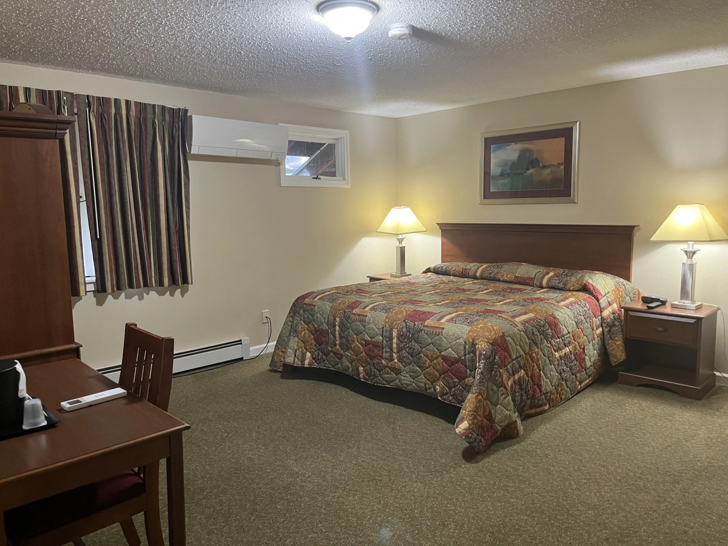 The Upper Pass Lodge at Magic Mountain