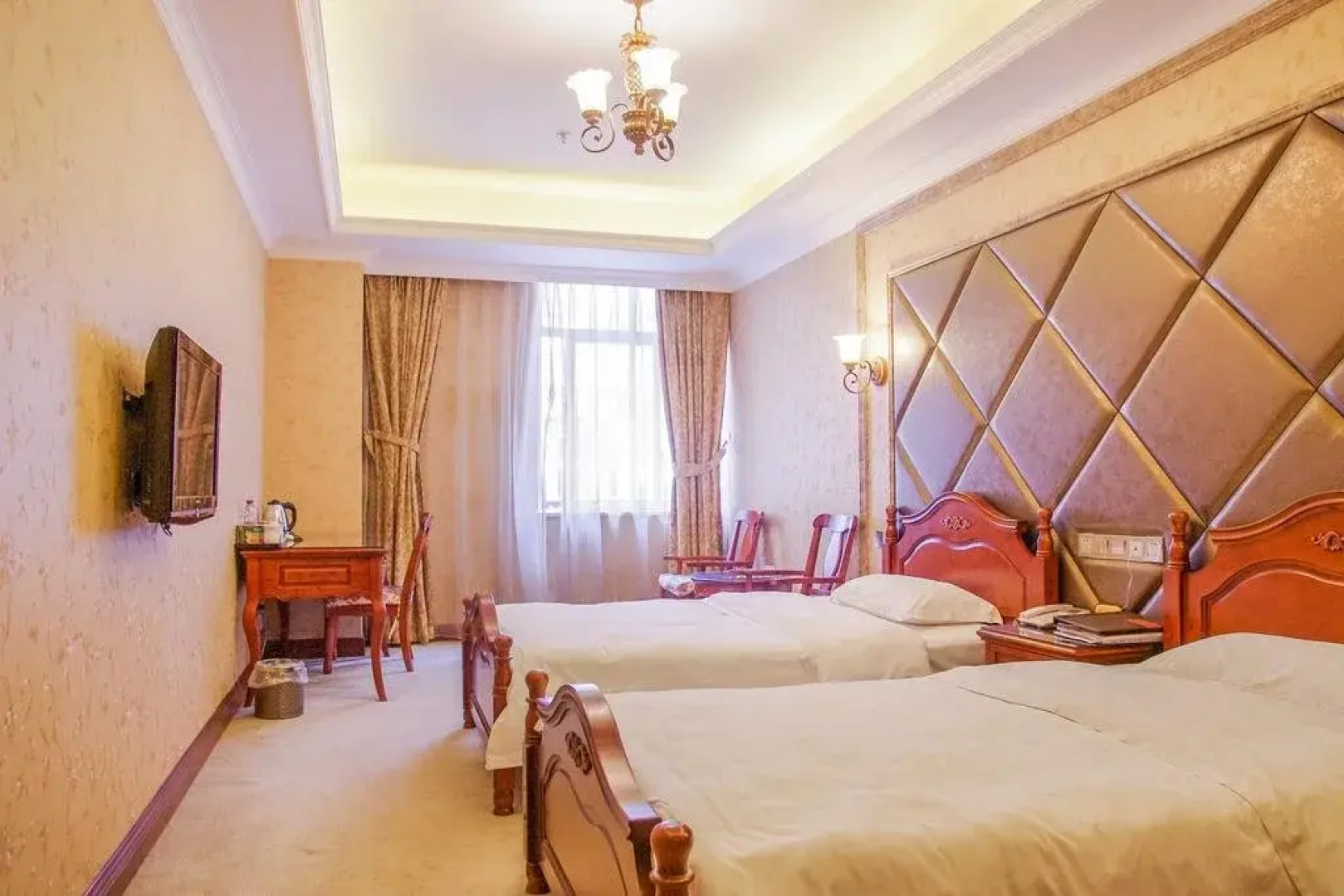 Yibinbandao Holiday Hotel