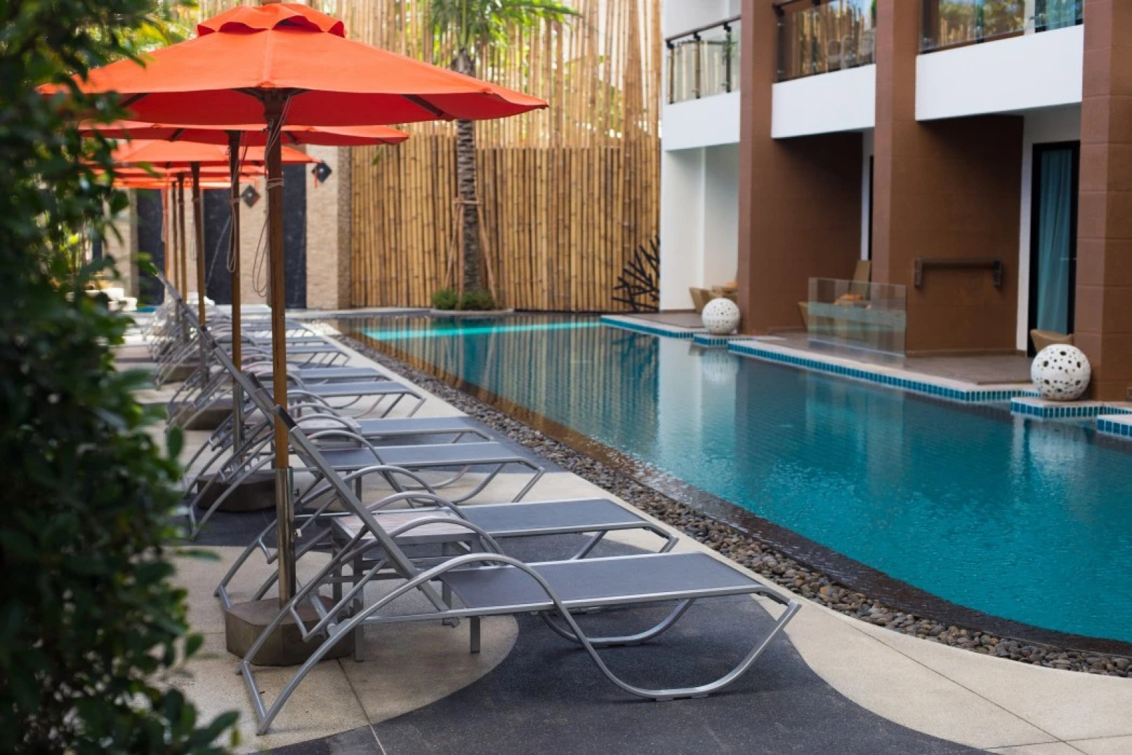 Курортный отель The Beach Heights Resort