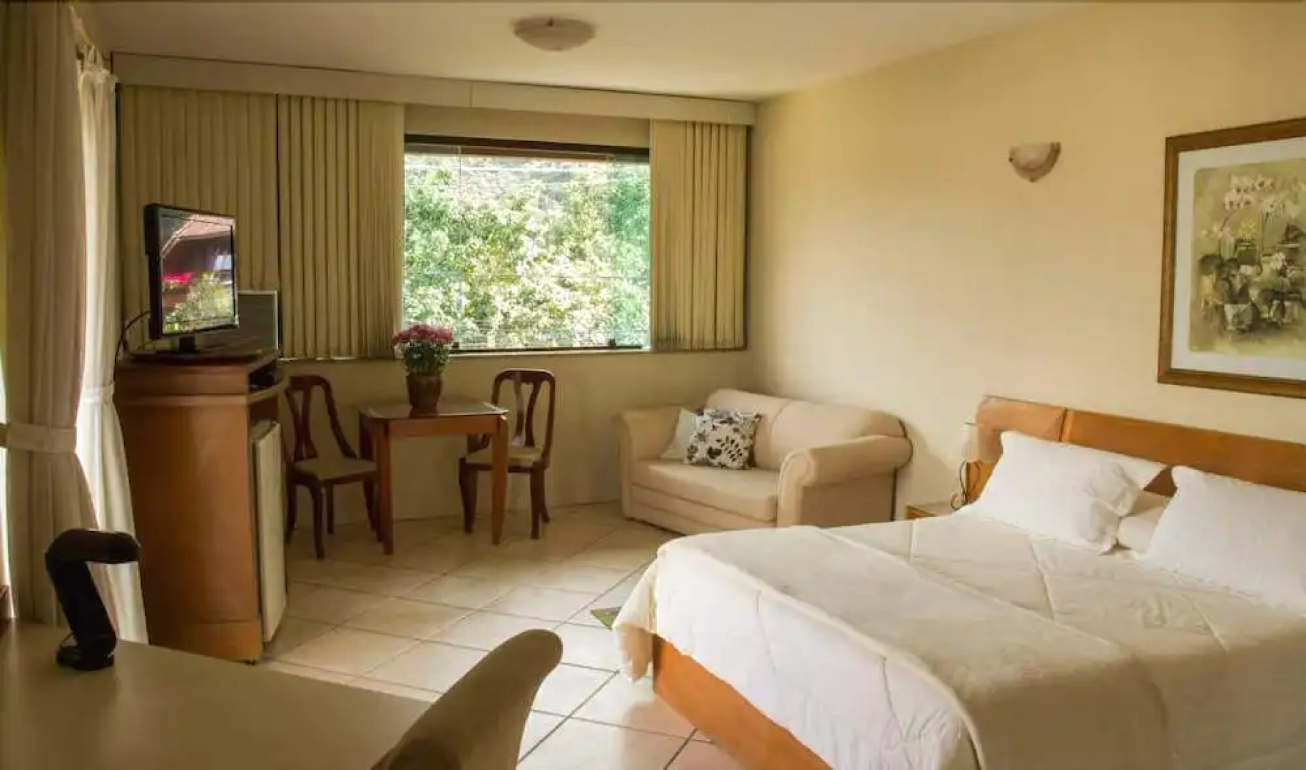 Hotel Dominguez Master