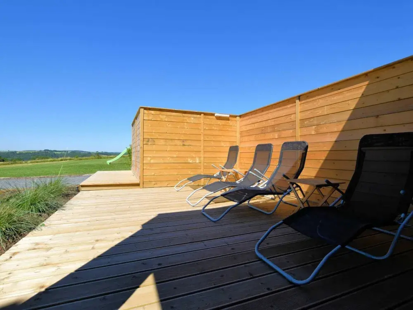 Beautiful, Luxury Home with Sauna, Hot Tub, Private Bathrooms