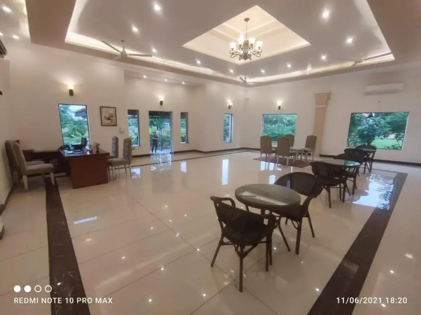 Tuli Veer Bagh Resort Turia