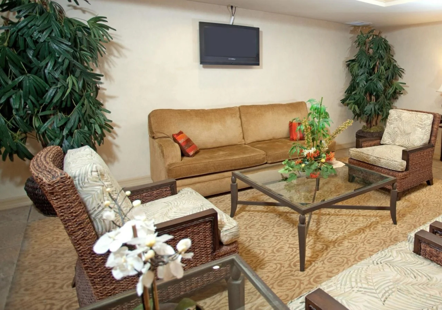 Red Lion Inn & Suites Cathedral City