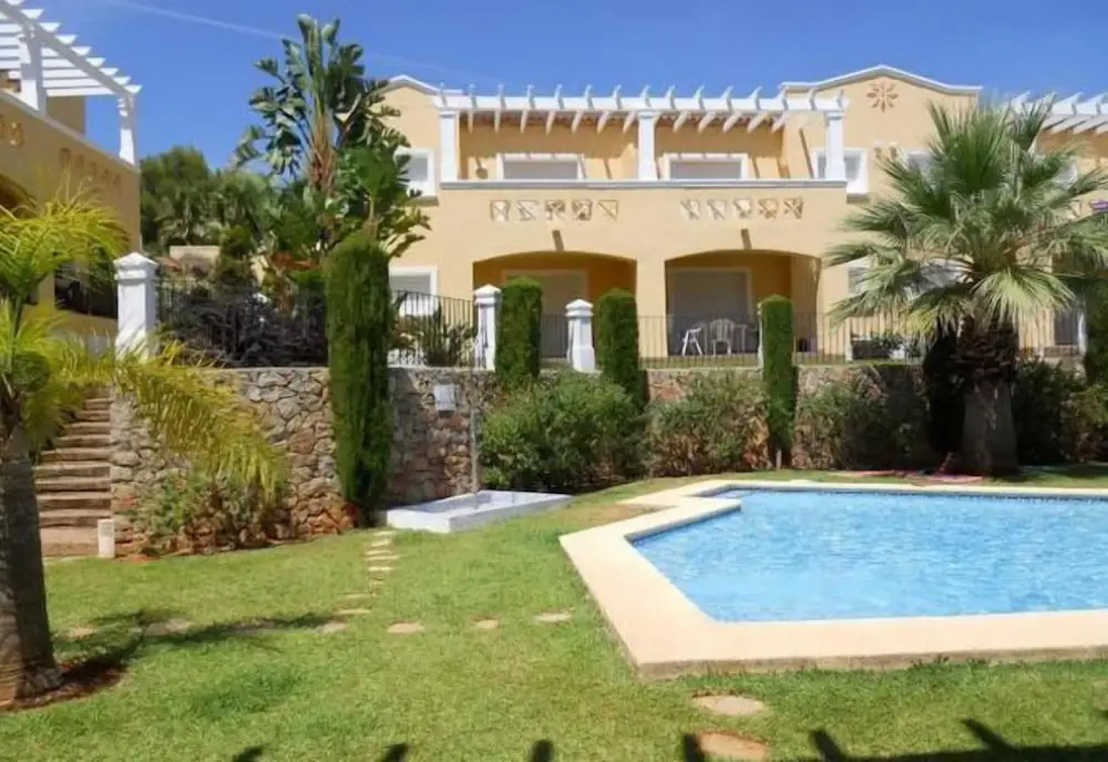 Apartamentos Serviden Augusta La Sella