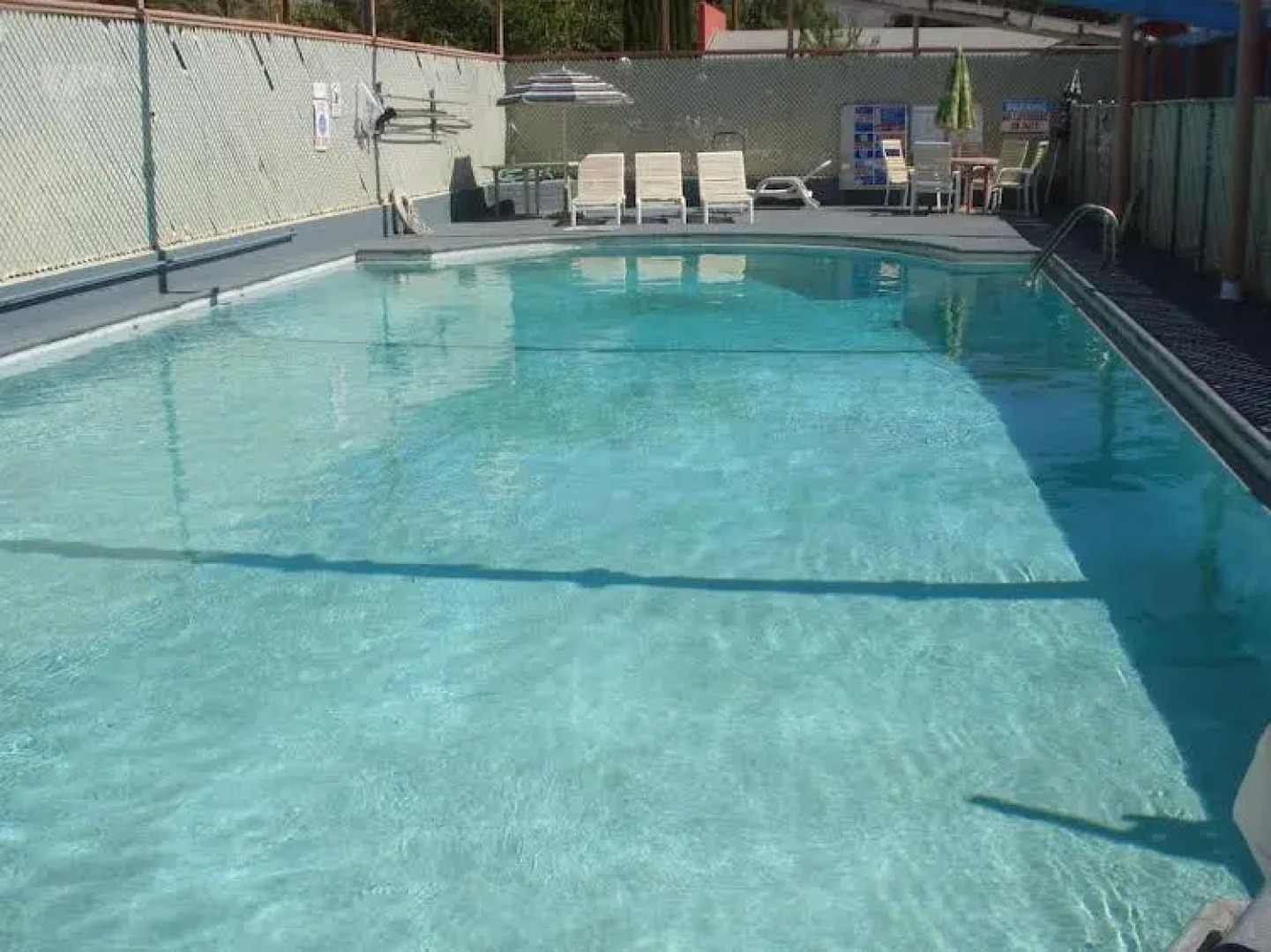 Safari Motor Inn - Joshua Tree