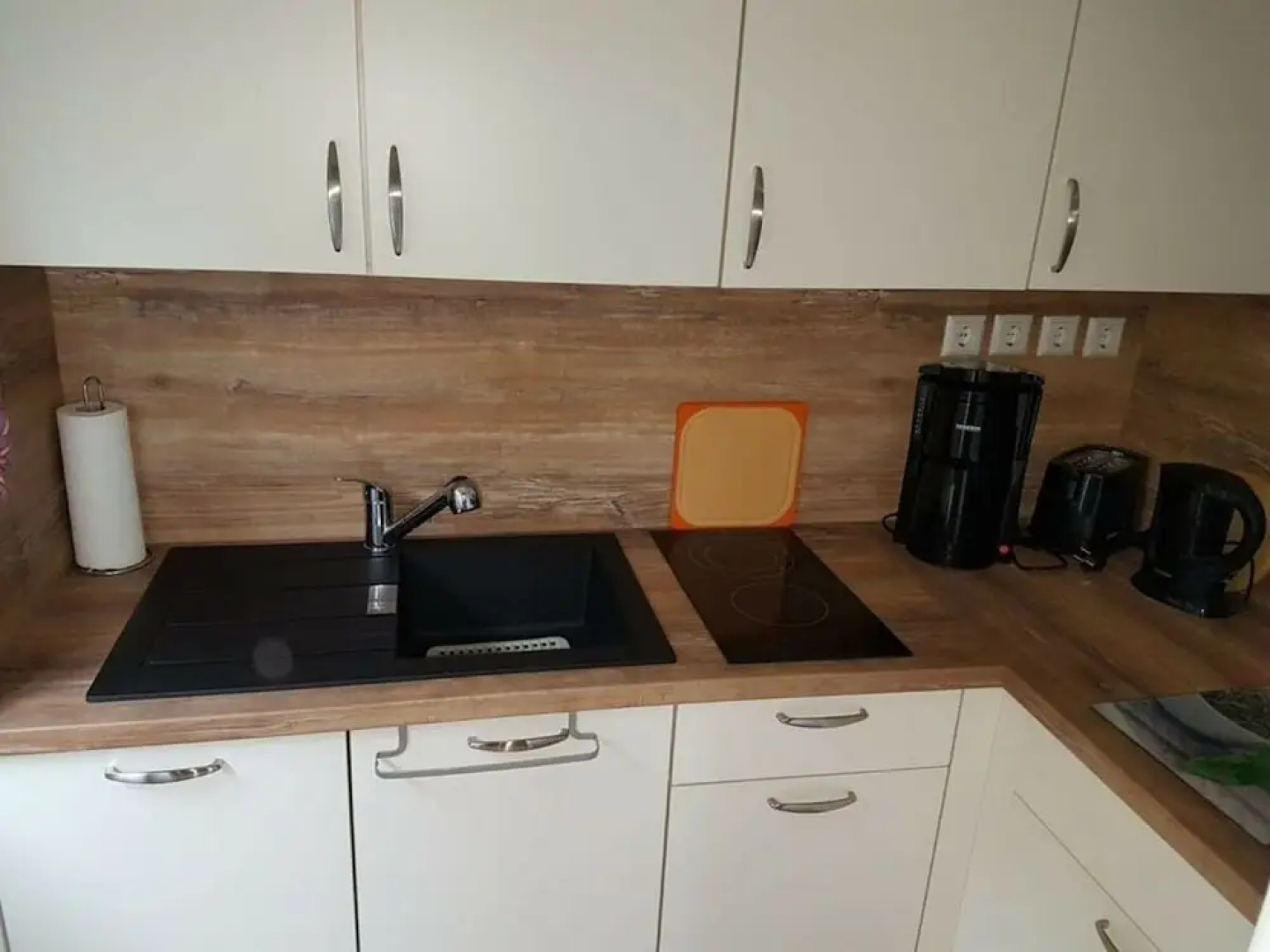 Haus Elfi Modern Retreat