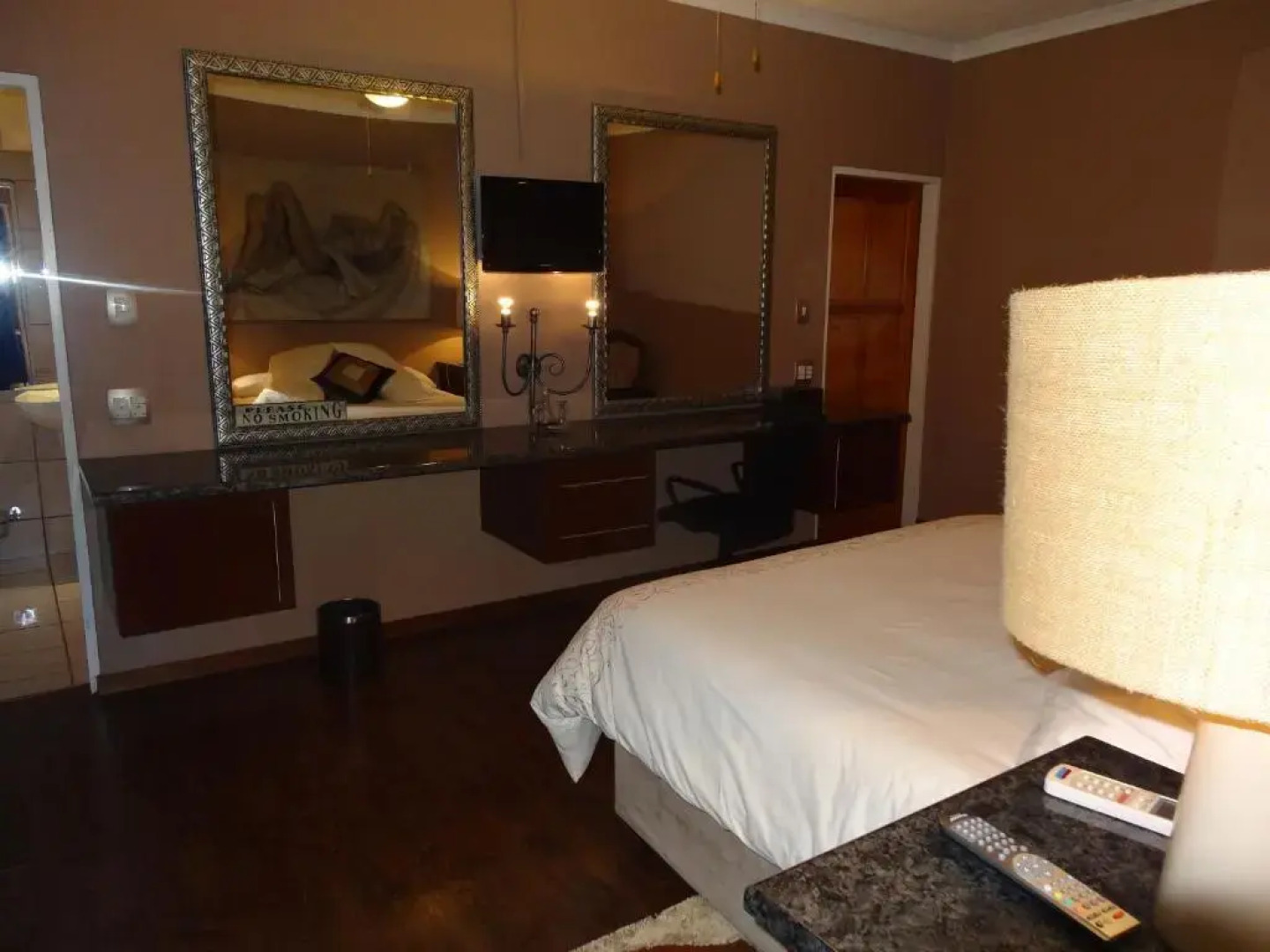 Waterglen Guest Lodge