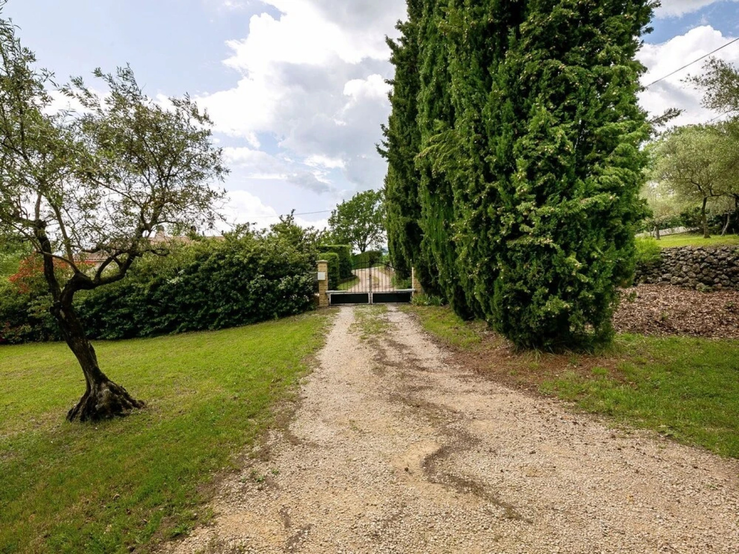 Plush Holiday Home in Tourrettes With Private Swimming Pool