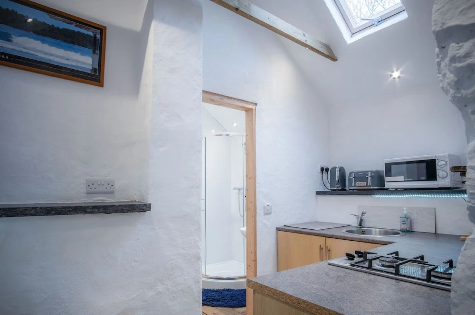 The Anchor Light - Freshwest Beach Retreat