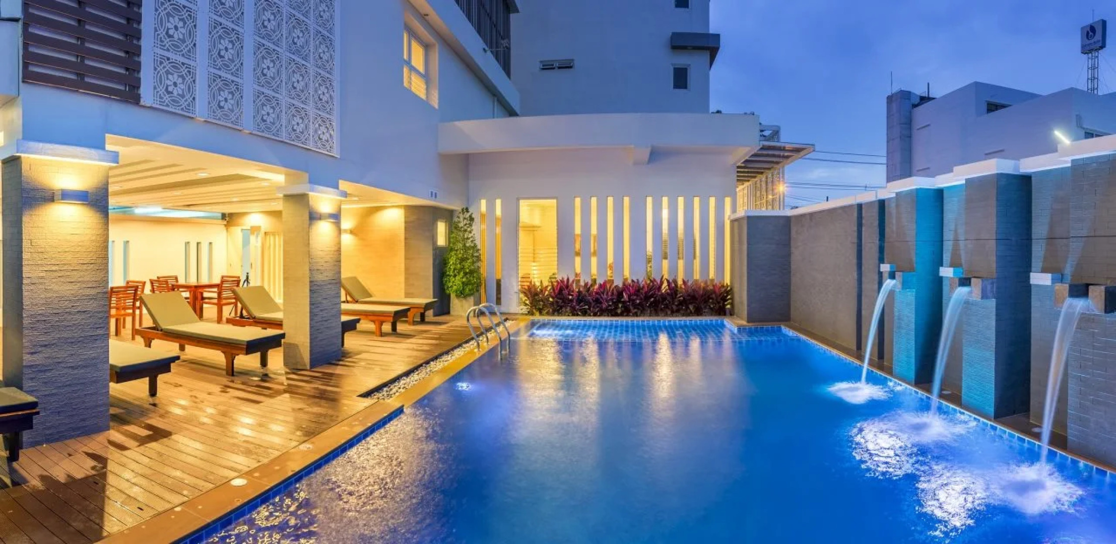 Ratana Apart-Hotel at Rassada