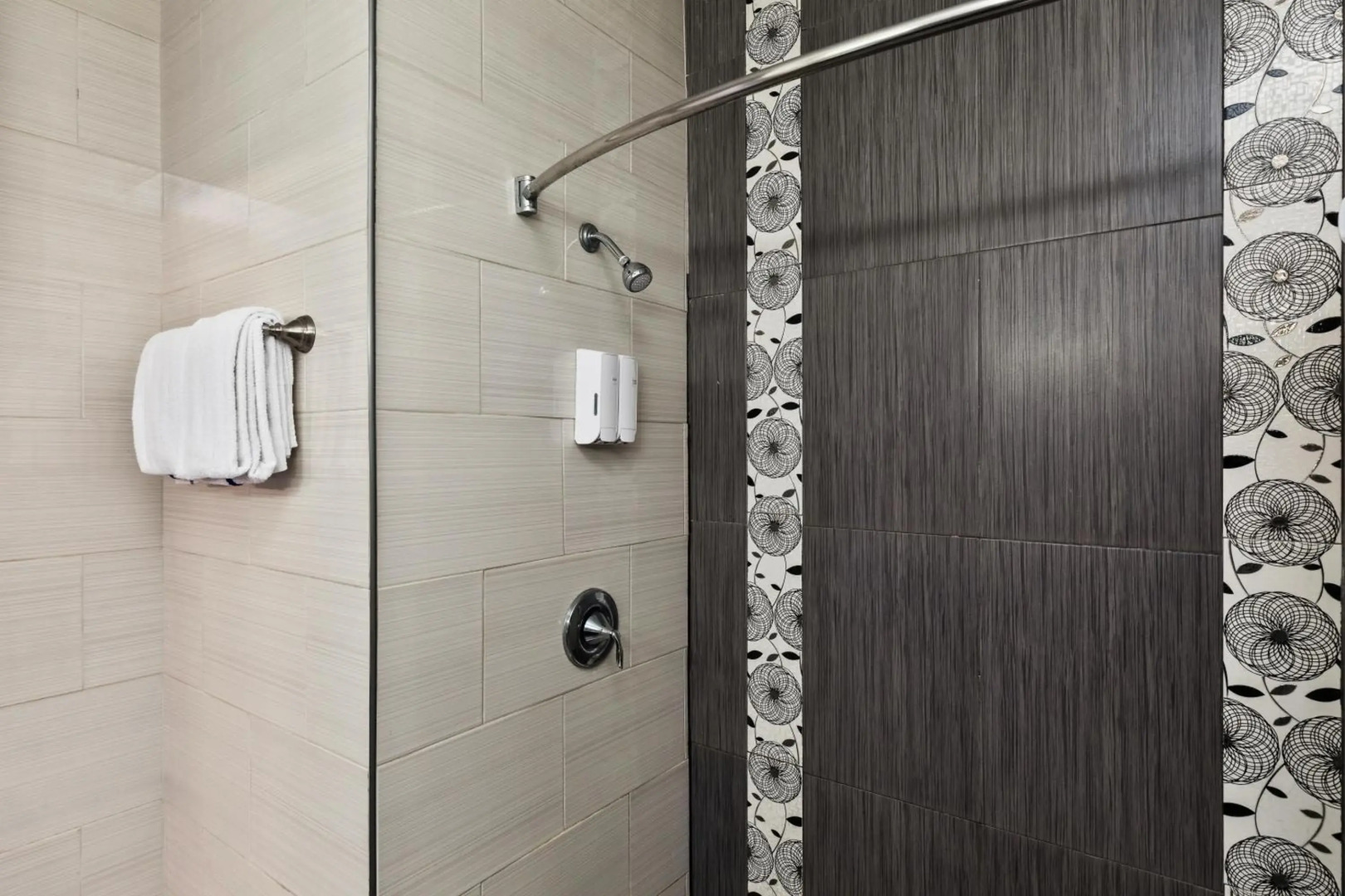 WindWater Hotel and Marina