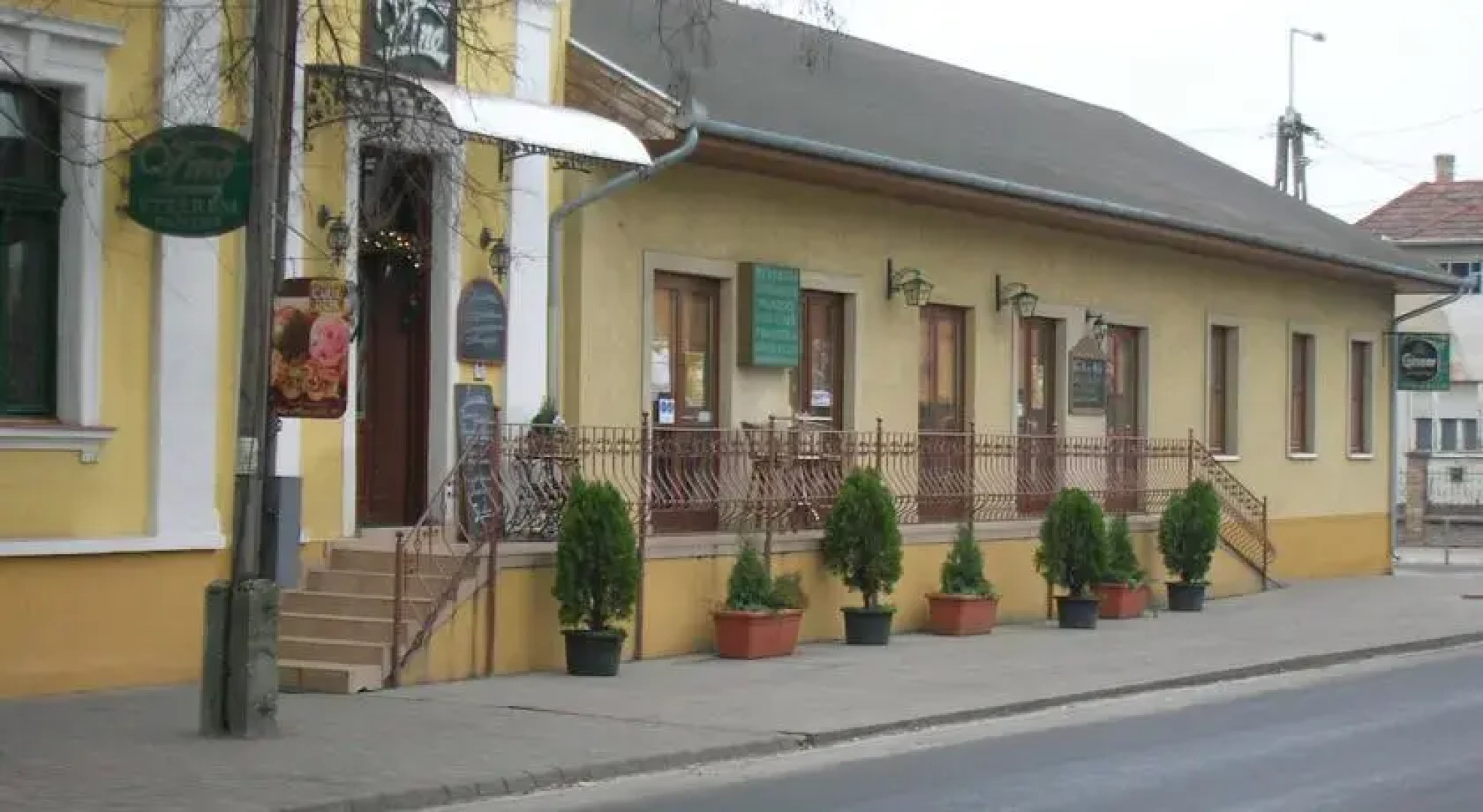 Vino Restaurant & Panzio